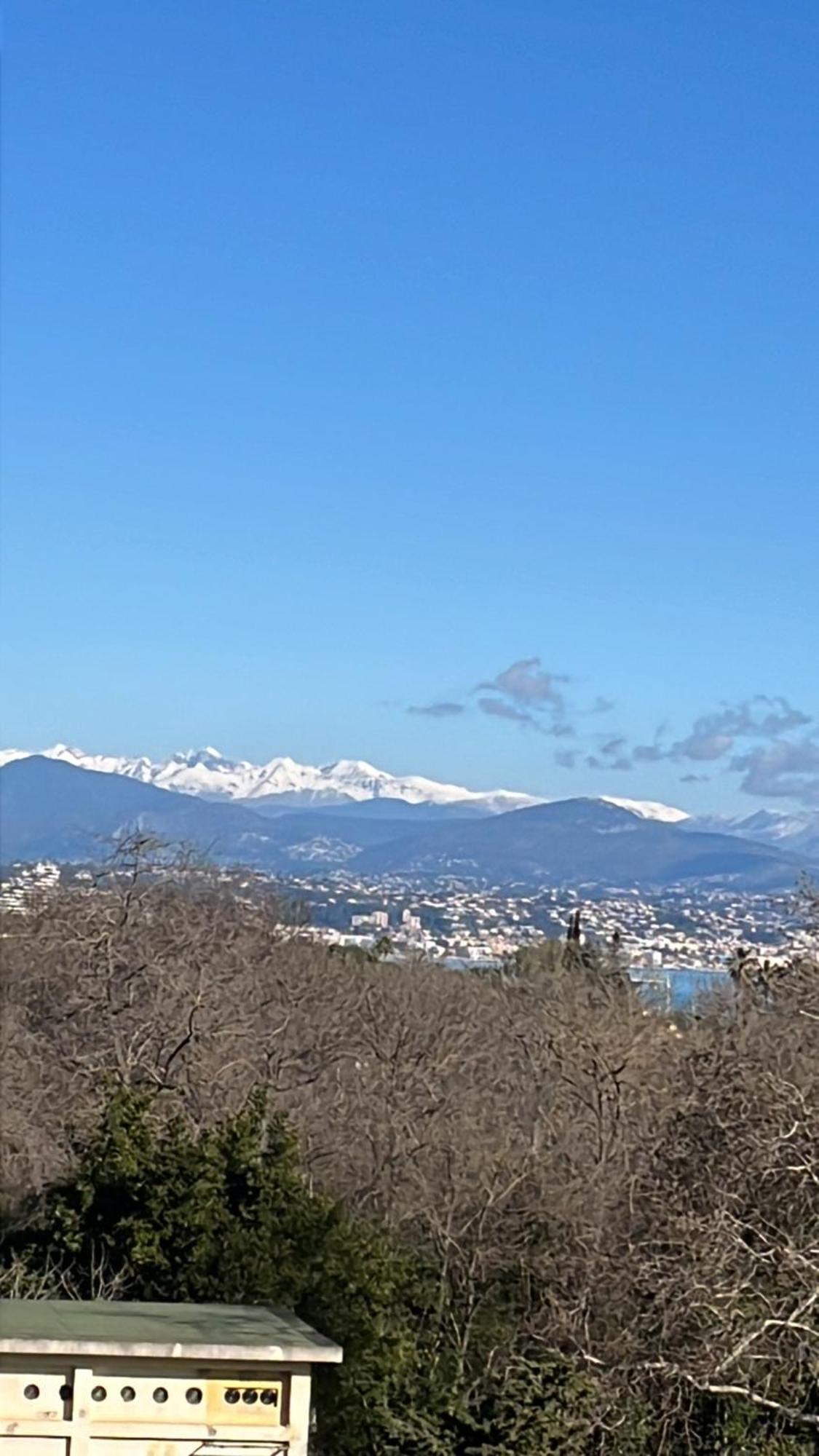Appartement Vue Mer Acces Plage Antibes Luaran gambar